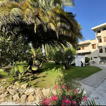 La Tavernetta Dei Ronchi 3* مارينا دي ماسا