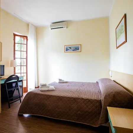 La Tavernetta Dei Ronchi Hotel apartamentowy 3*